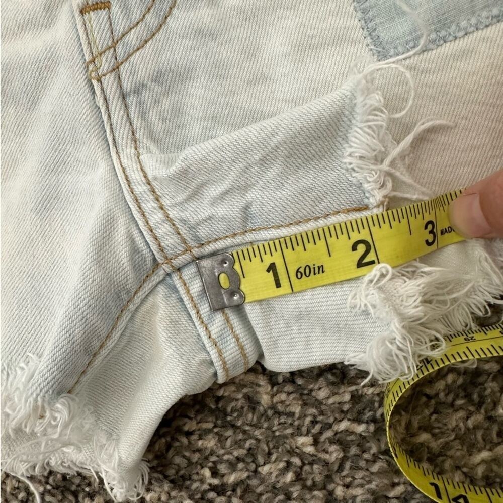 Levis‎ Button Fly Denim Cutoff Shorts 26 - Picture 4 of 8
